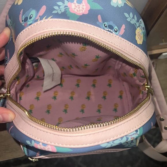 Disney Loungefly Stitch Backpack - Picture 4 of 4